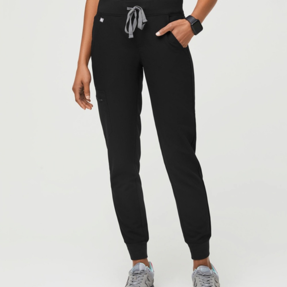 Black Figs scrub joggers